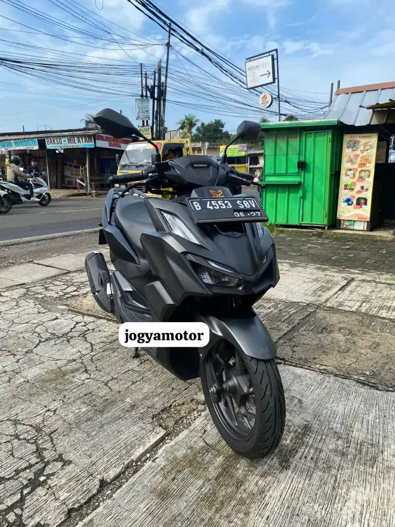 Vario 160 th 2022 NEGO ALUS