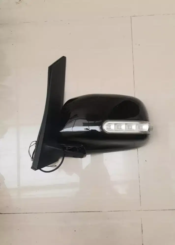 Spion Kijang Innova 2008 (Kiri)