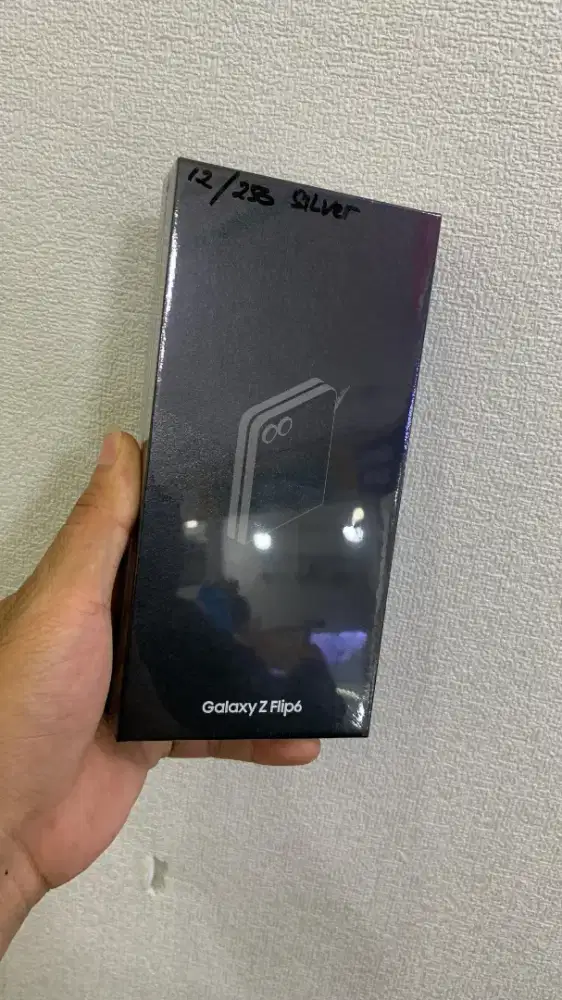 Samsung Z flip 6 256gb new