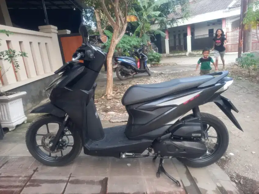 Jual cepat! Honda beat iss 2024