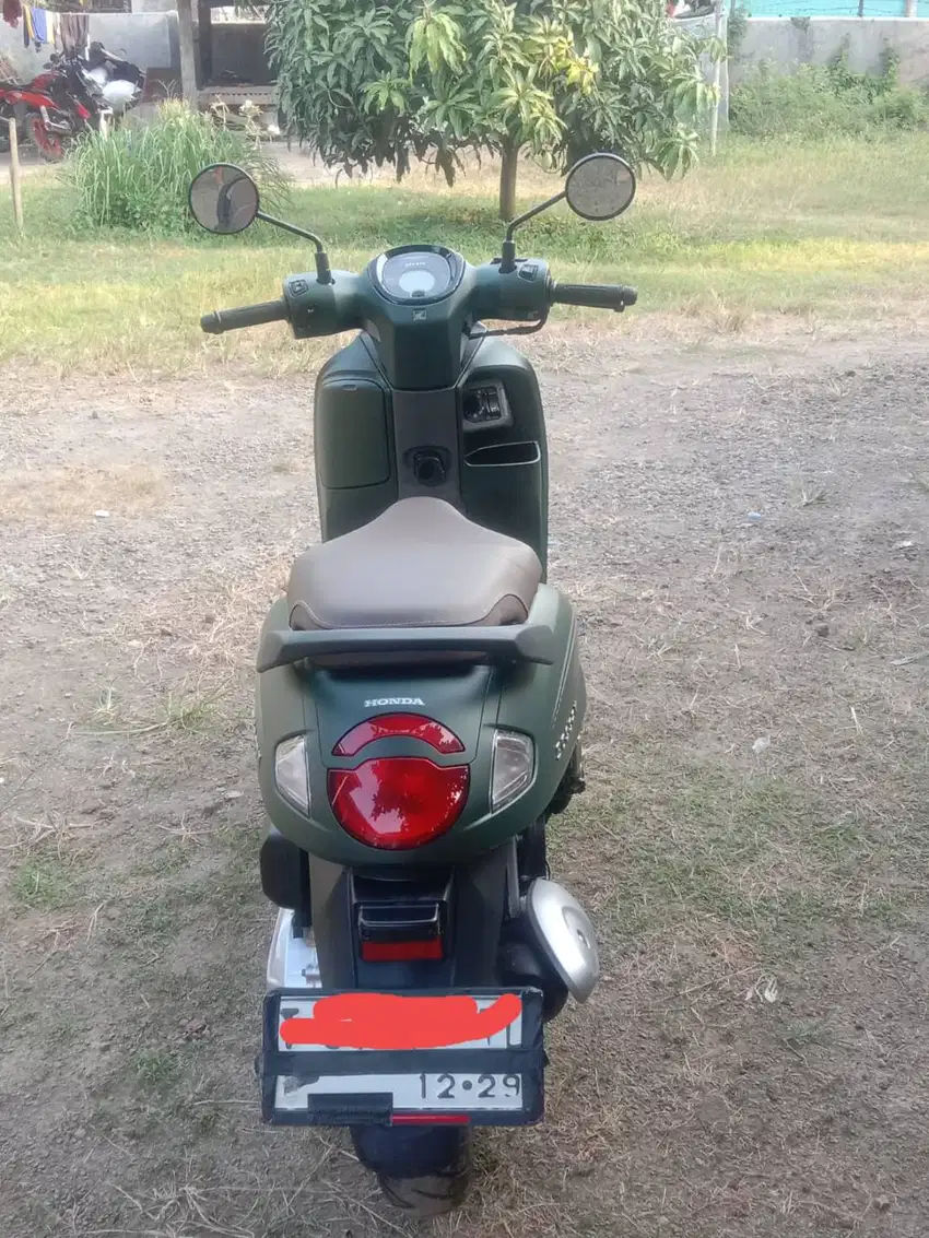 Honda Scoopy hijau