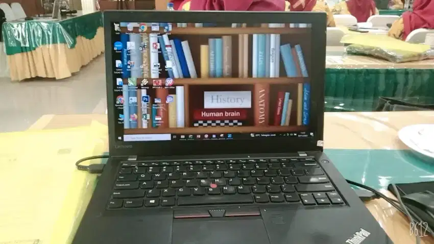 Lenovo thinkpad Core I7 ram 8 sad 256