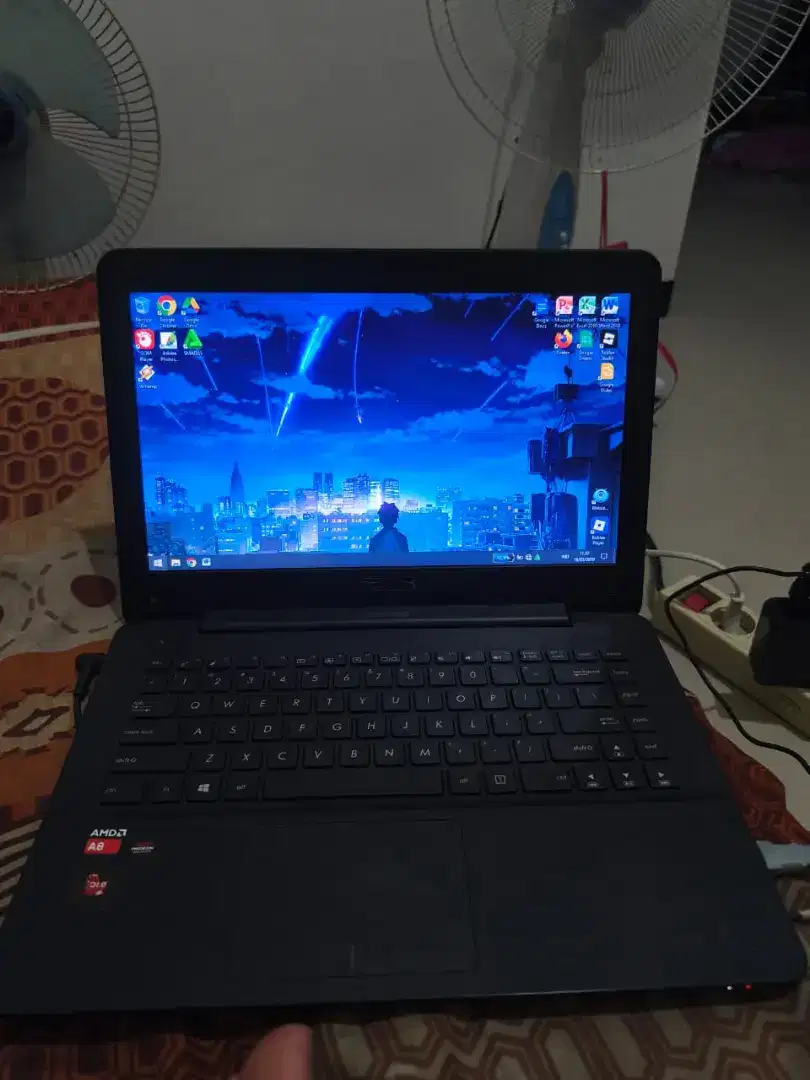 Laptop Asus bekas