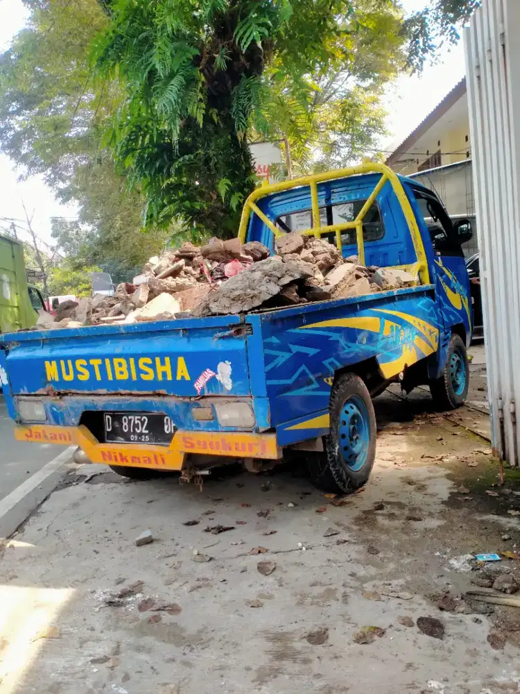 Jasa angkut & buang brangkal puing barangkal sampah daun prabotan dll