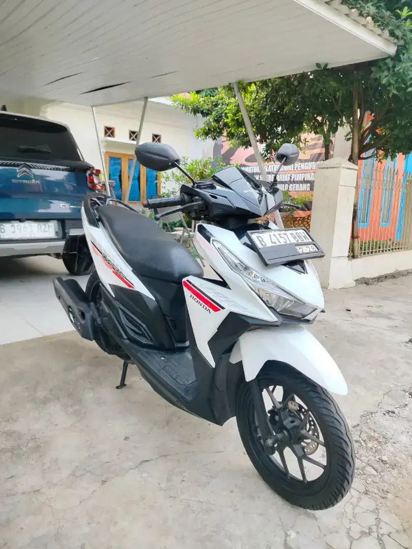 Bissmillah dijual motor Honda Vario LED old 125cc 2018