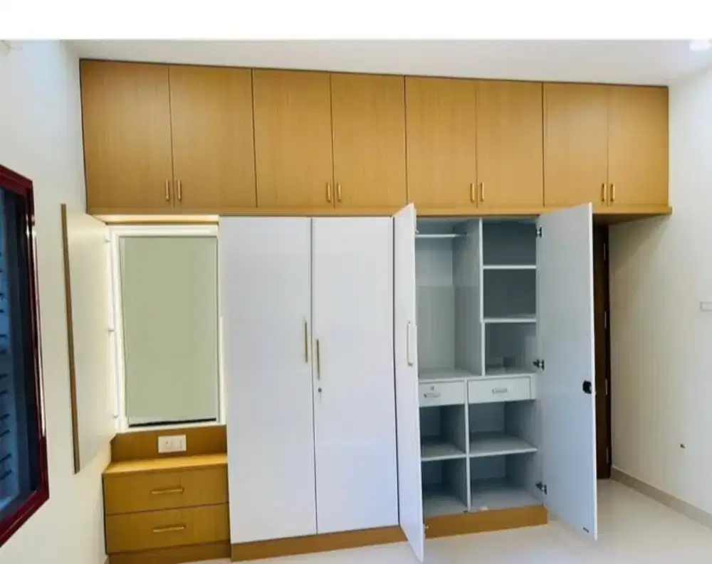 Lemari baju /kamarset