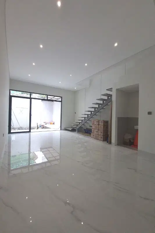 WOW KEREN RUMAH BARU 2 LANTAI DALAM KOMPLEK CIMAHI UTARA