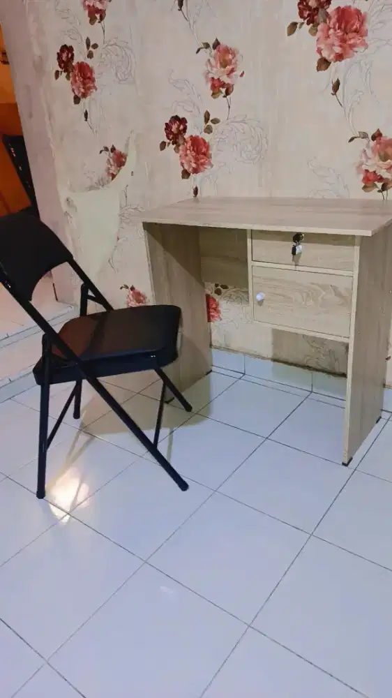Peralatan Kantor Kios Ruko Meja Kursi Minimalis Murah