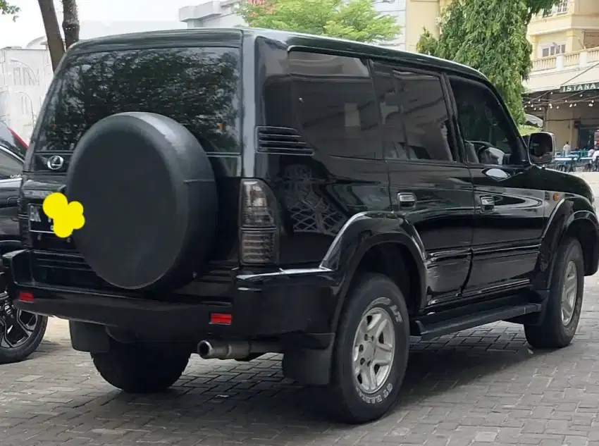 DI JUAL TOYOTA PRADO DIESEL 4X4 MATIK KONDISI CANTIK BAGUS SEHAT