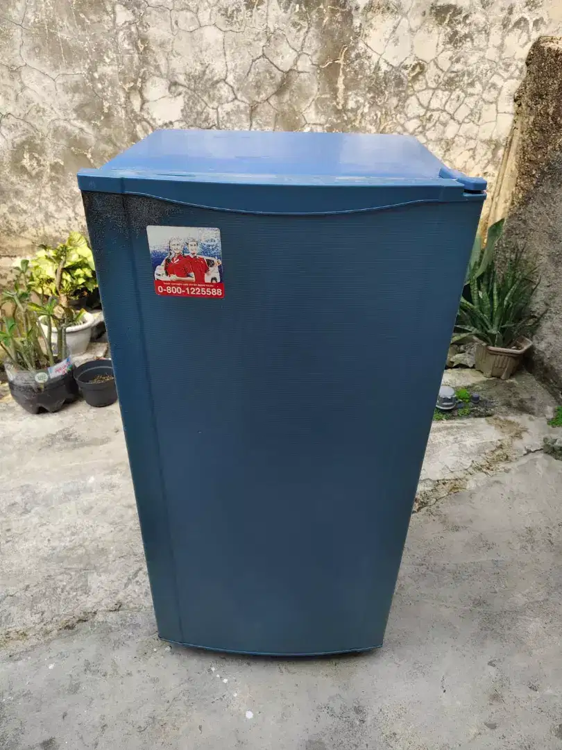 Kulkas 1 pintu merk sharp