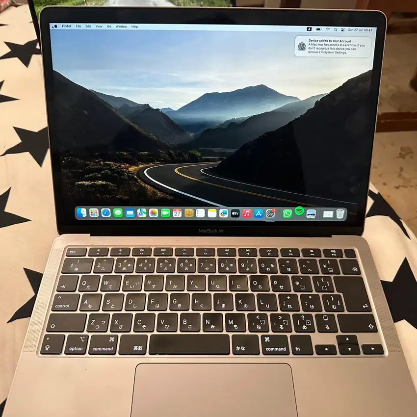 Macbook air 13inc 2020 256 GB SECOND