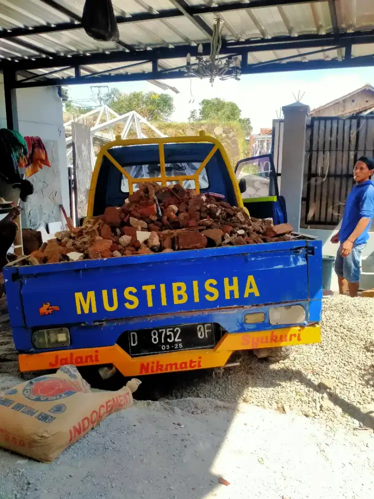 Jasa angkut & buang brangkal puing barangkal sampah daun prabotan dll