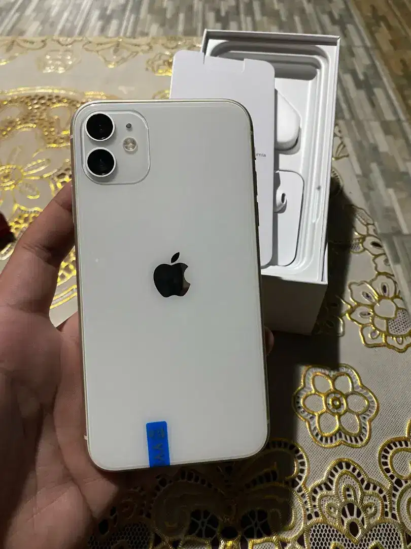 Iphone 11 64gb Simlock Wifi Only
