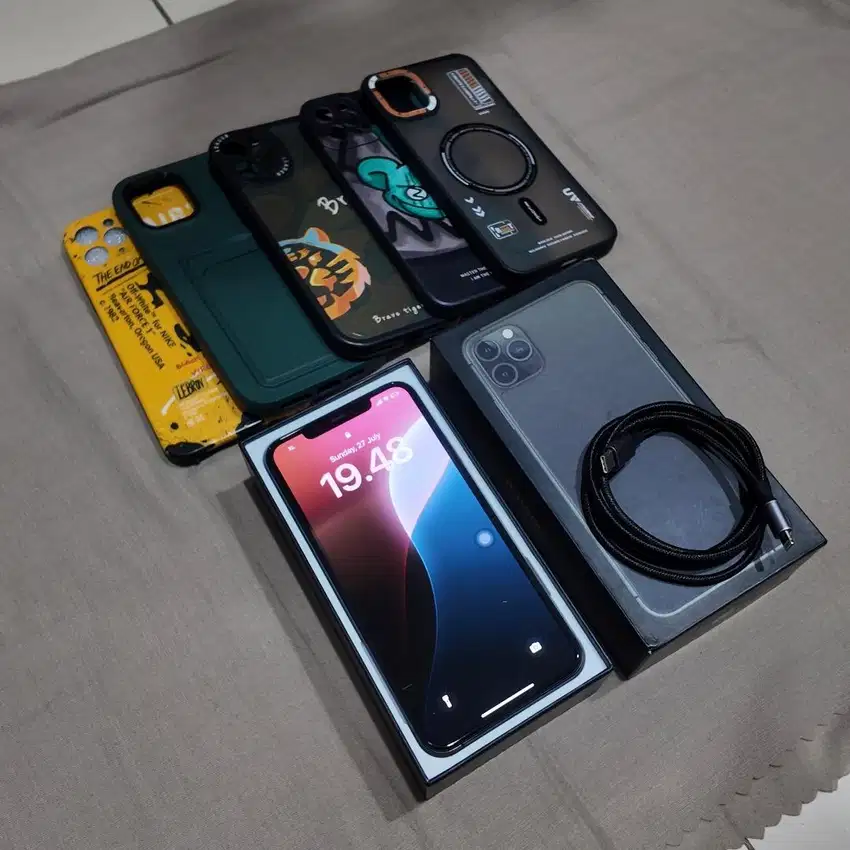 Iphone 11 Pro Max 256 Gb (Jual Santai)