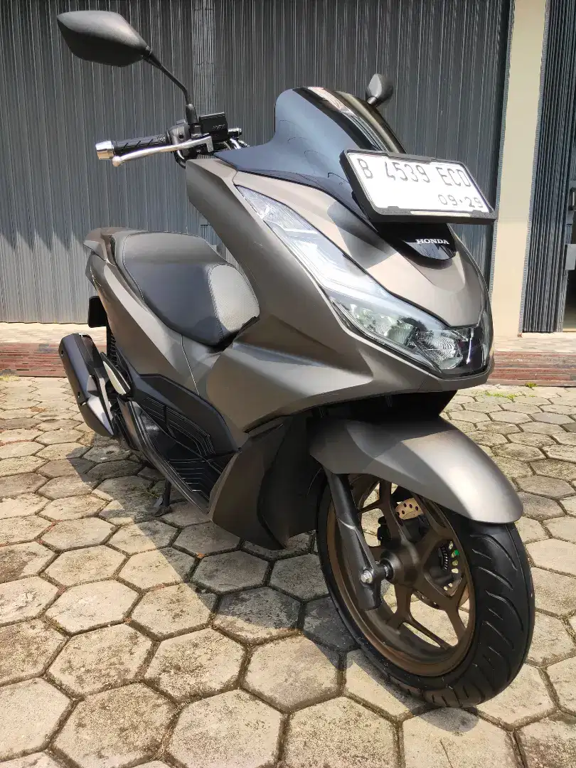 Honda PCX 160 ABS 2024 B Depok km rendah