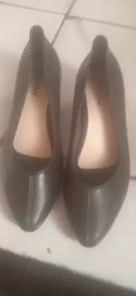 sepatu haikil pantopel wanita size 38