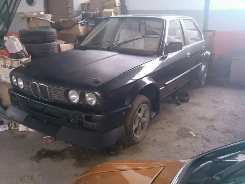 bmw 318 e30 1991 balap BODI FULL RACE super enteng sudah di reinforced