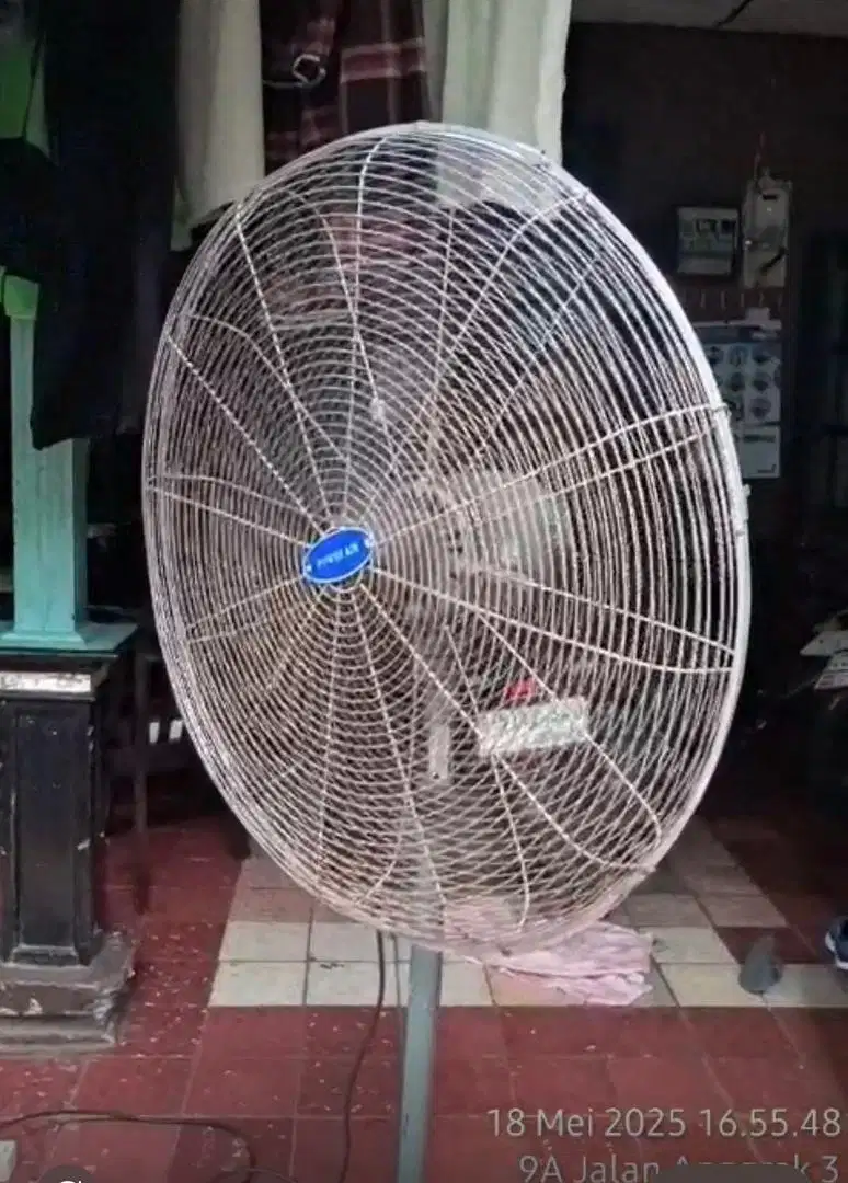 Kipas angin standing fan power air 30 inch
