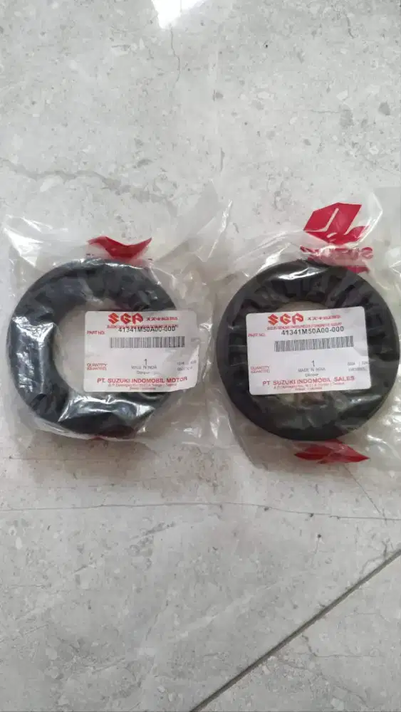 Karet Tatakan Per Belakang Suzuki Karimun Kotak Original SGP 2pcs