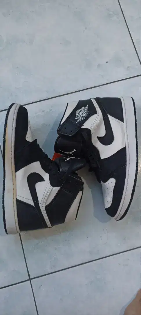 Jual sepatu n*ke a*r j*rdan