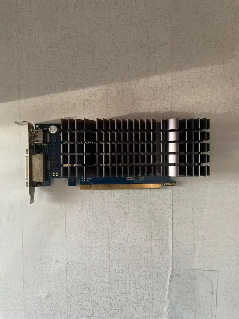 VGA ASUS GT 1030 Low Profile (No Display)