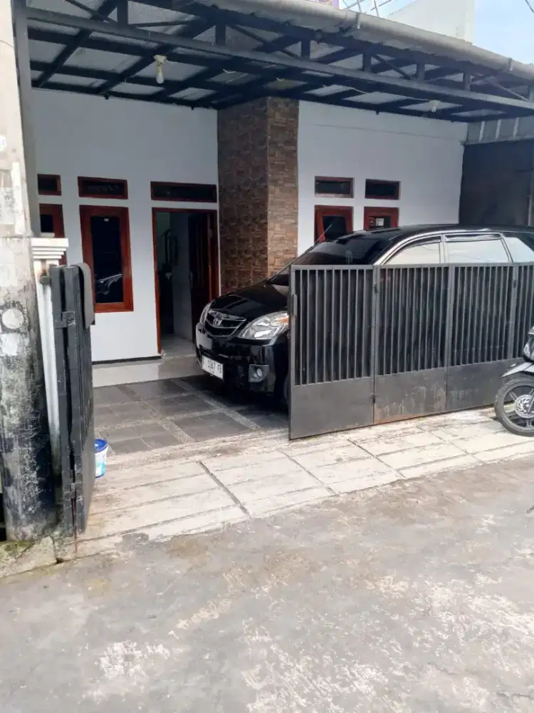 Rumah 2 lantai di Griya Gandasari Garut