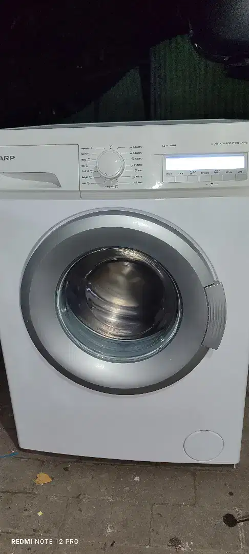 Mesin cuci Sharp front load 8kg