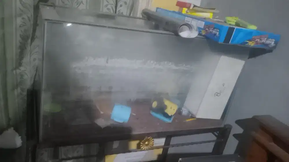 Aquarium + meja