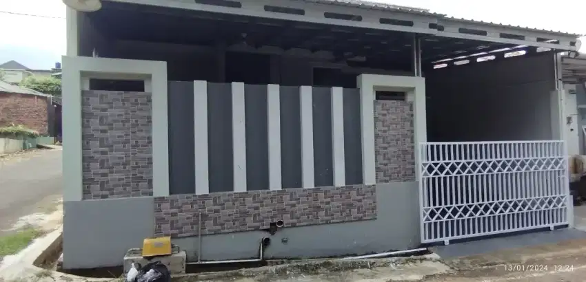 Dijual Cepat Rumah Dekat Menara Teratai dan SMP 5 Purwokerto 96 m2