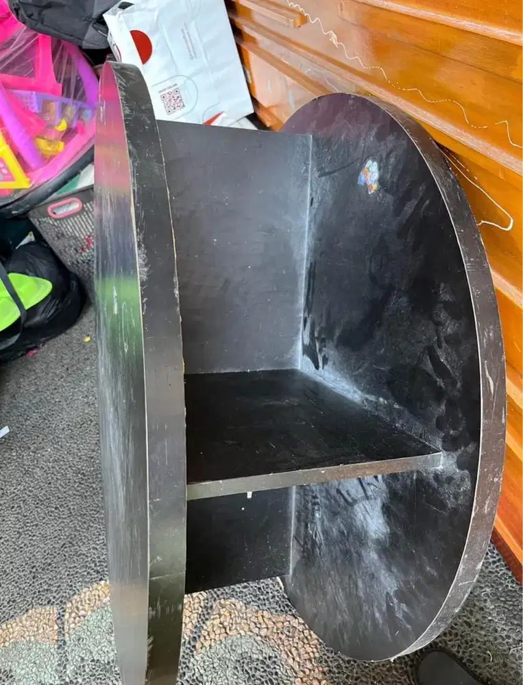 Dijual meja bundar serbaguna kondisi masih bagus