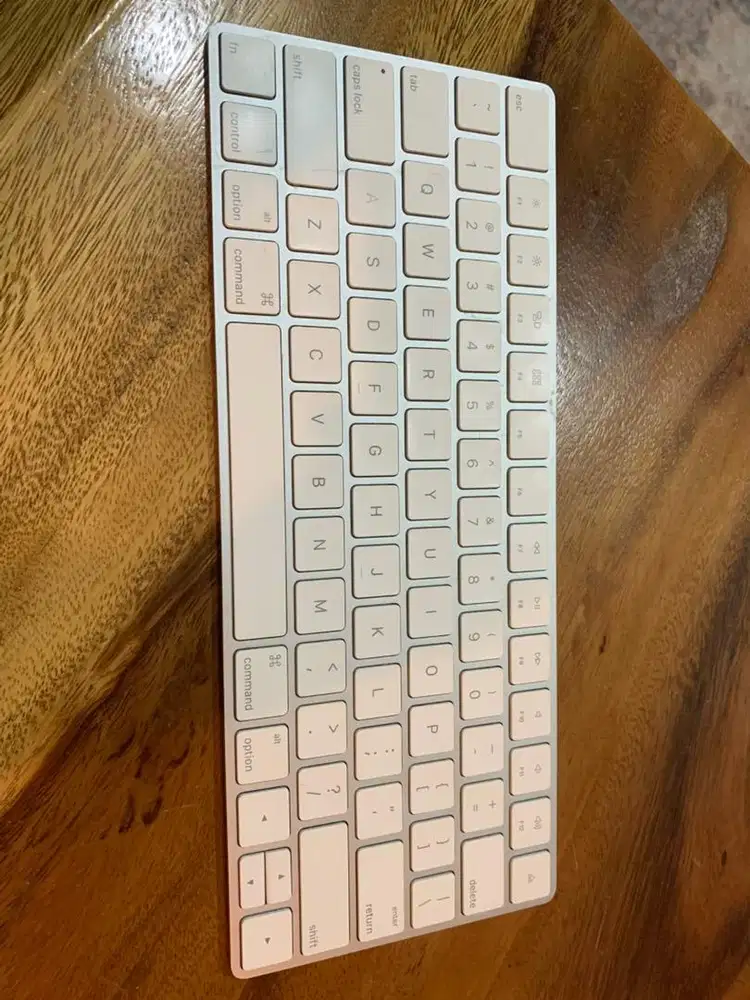 Keyboar Apple Gen 2
