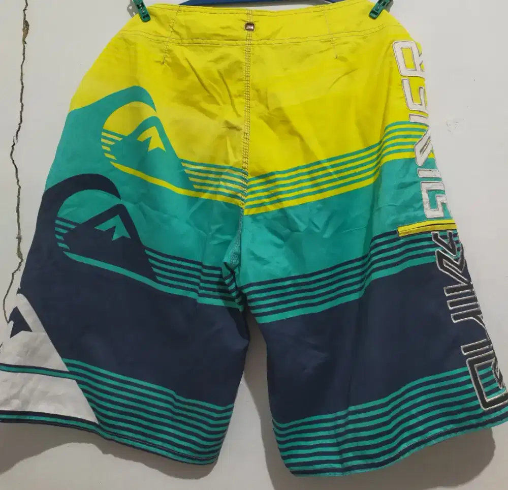 Celana surfing Quiksilver size 38