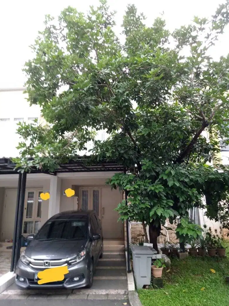 Jual rumah 3 kamar semi furnish Cluster Thomson, Gading Serpong