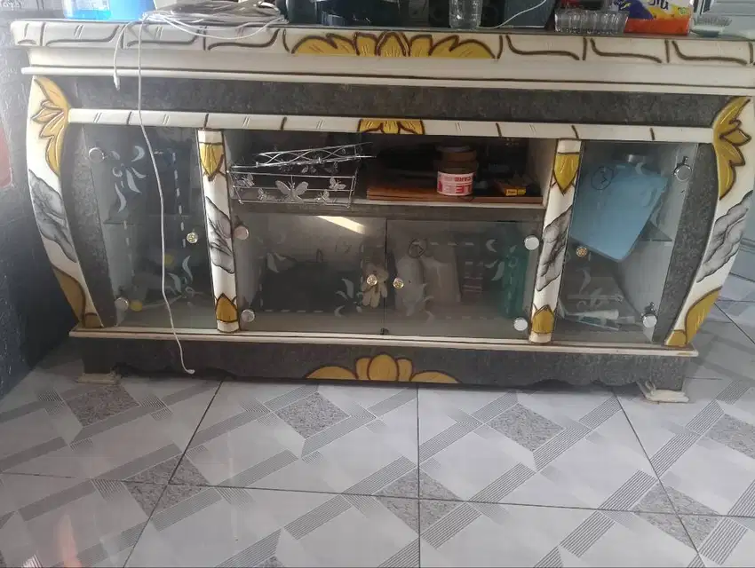 Lemari tv ,lemari tv