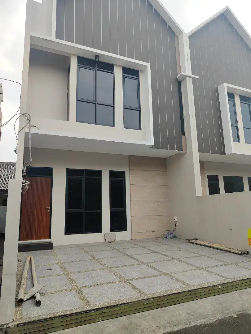 Rumah baru siap huni strategis dekat  pusat kota  Buahbatu Bandung SHM