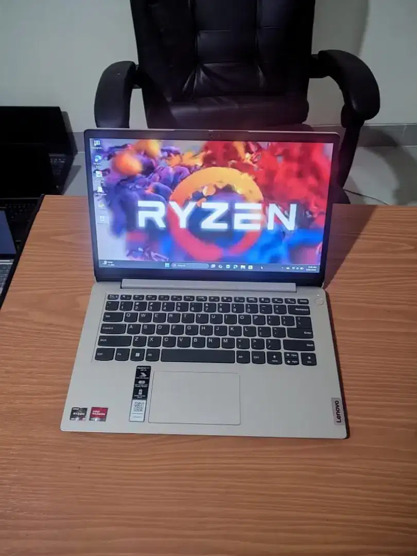 lenovo ideapad slim 1 ryzen 3 7320