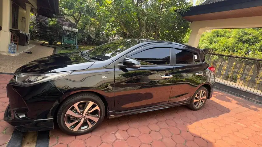 Toyota Yaris 1.5 S GR Sport 2022- KM Rendah dan Pajak Panjang