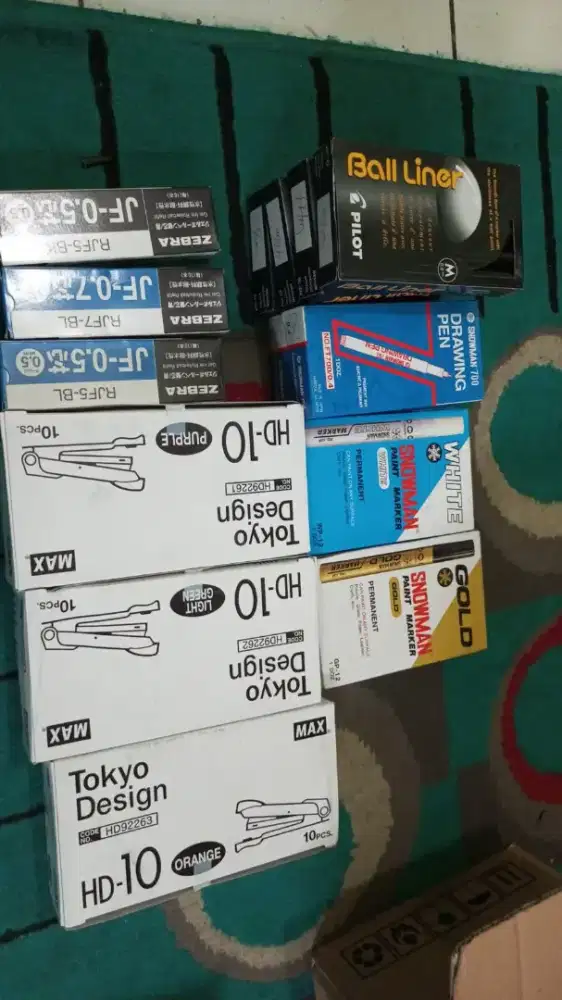 Menampung , menerima semua ATK.