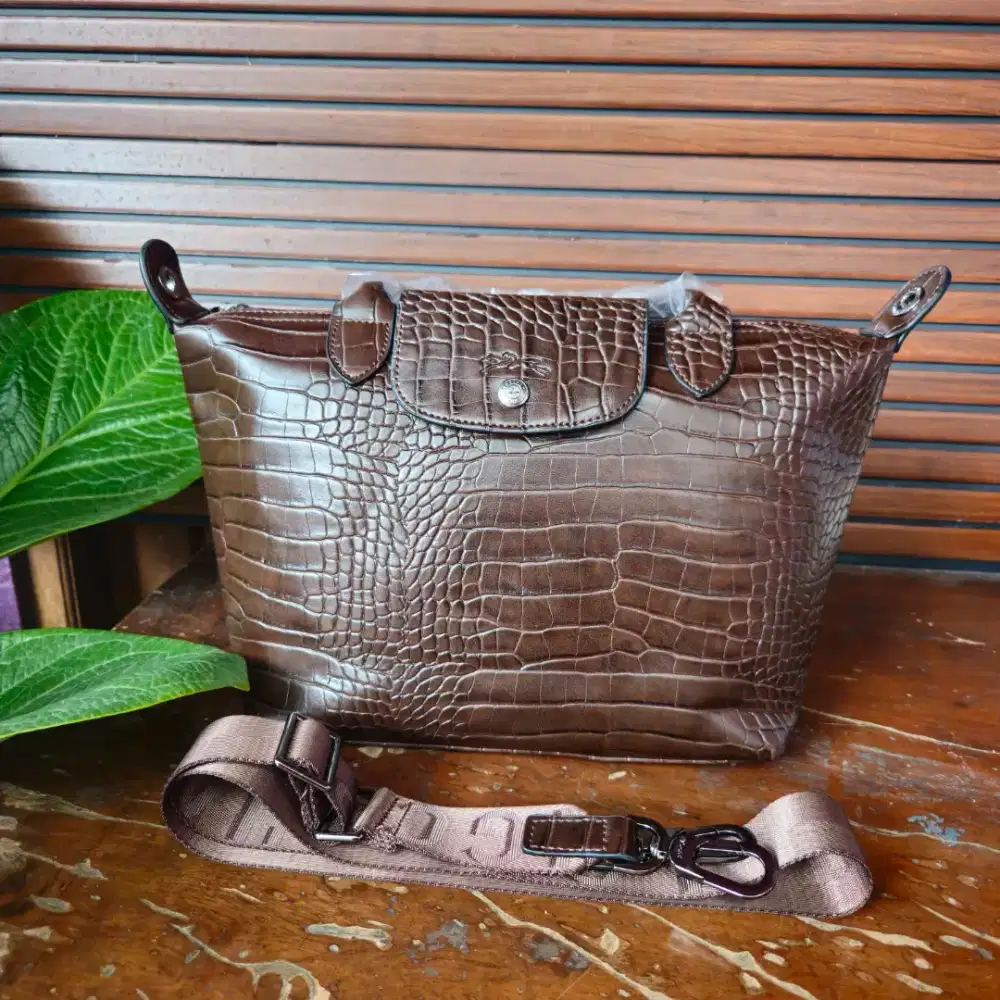 LONGCHAMP SLING BAG FOR WOMEN