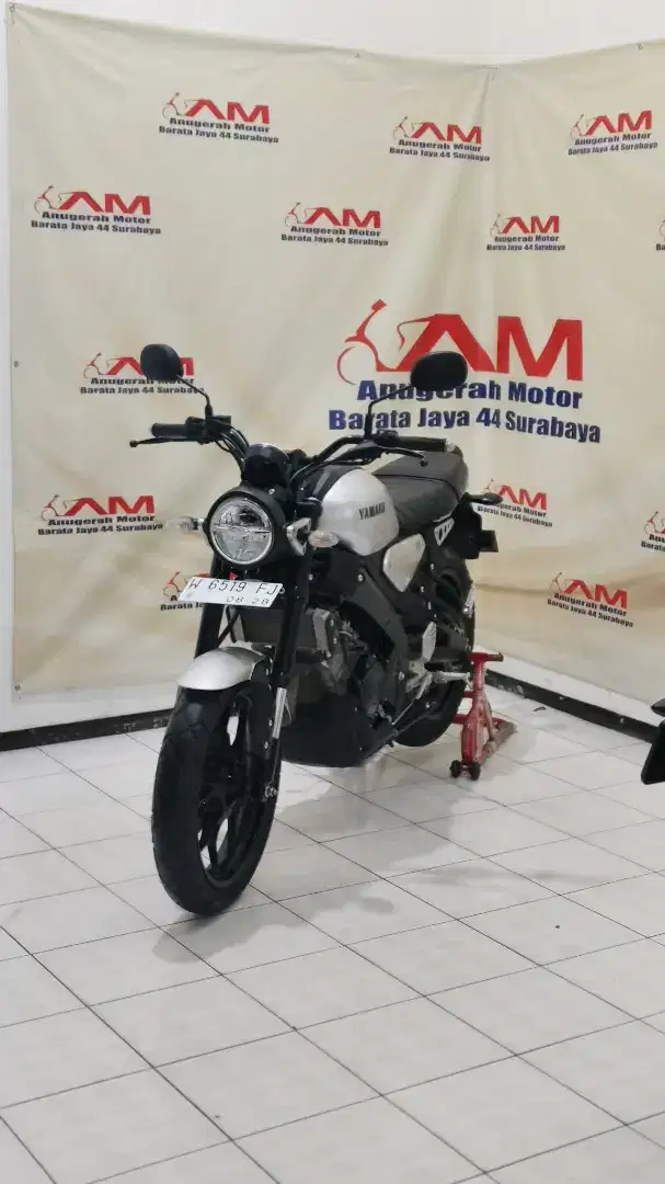 Km rendah yamaha XSR 155 tahun 2023 warna silver