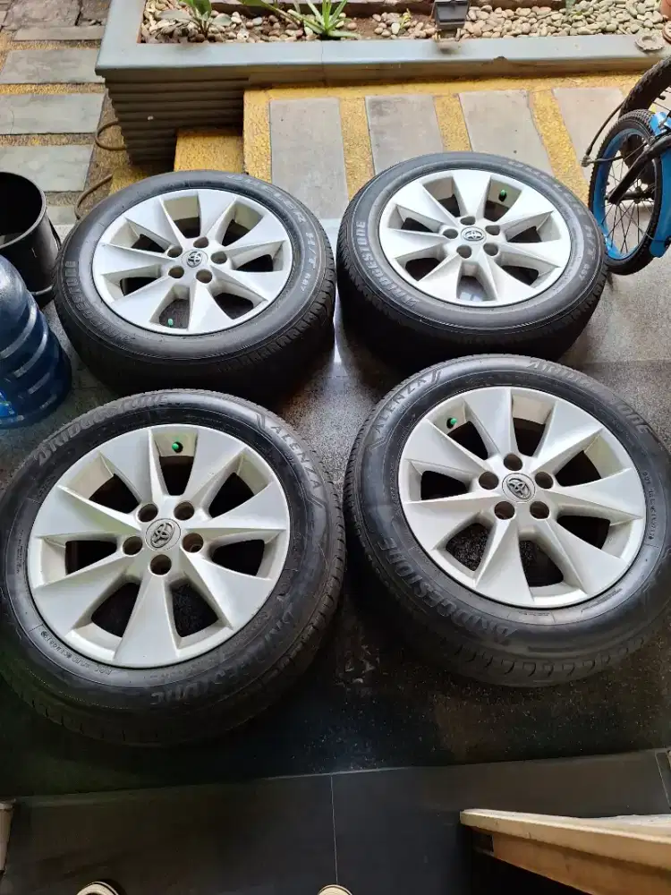 Velg r17 oem alphard