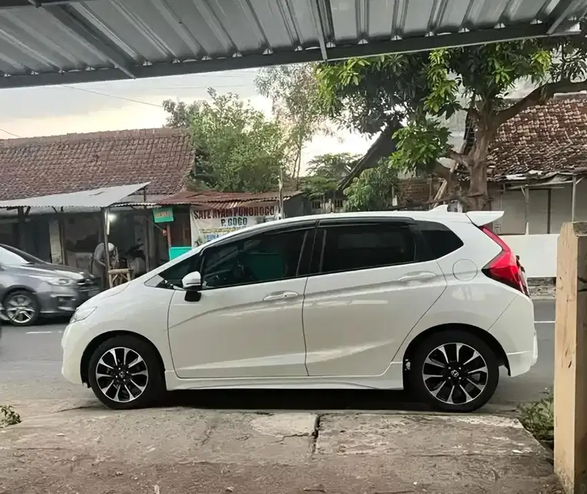 Honda Jazz RS 2017 Putih