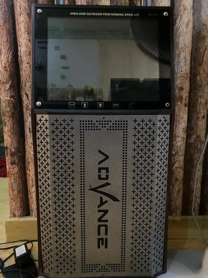 Speaker Karaoke LCD Advance