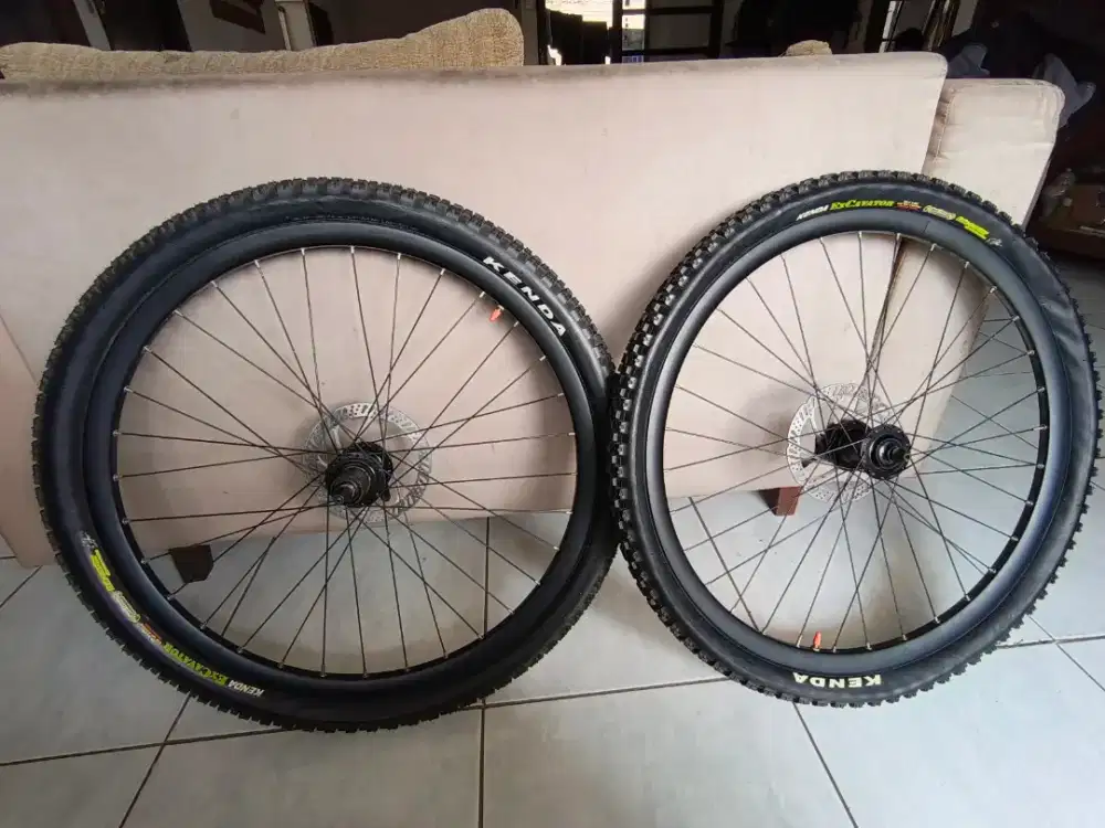 JUAL CEPAT & MURAH BAN SEPEDA MTB