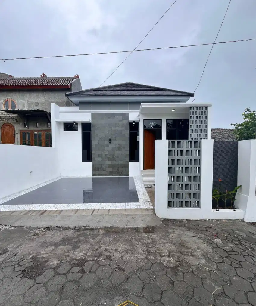 RUMAH MURAH DIBAWAH 1 M SIAP HUNI DI DEKAT UII,NGAGLIK SLEMAN