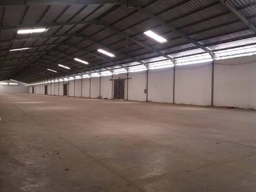 Gudang Siap Tempati Di Jl. Gatot Subroto Blok VIII, Semarang