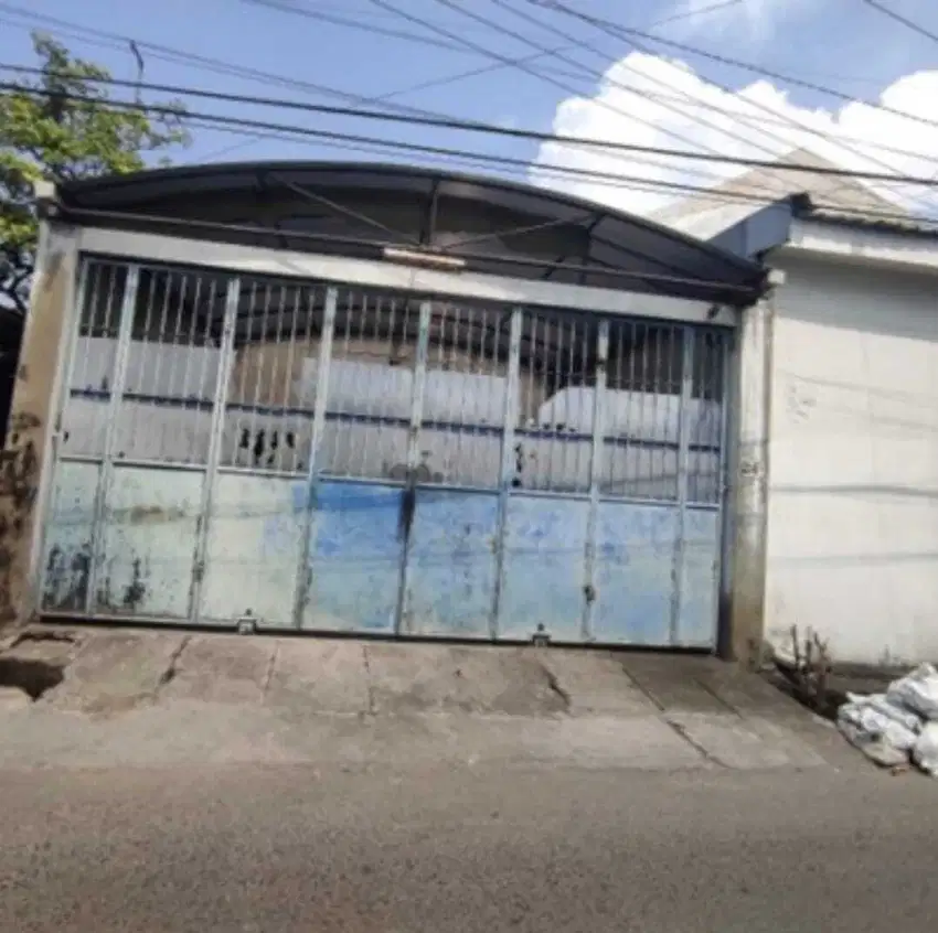 LELANG JLN GRESIKAN TAMBAKSARI SURABAYA