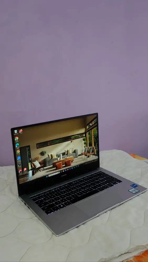 Laptop Huawei D14 Matebook