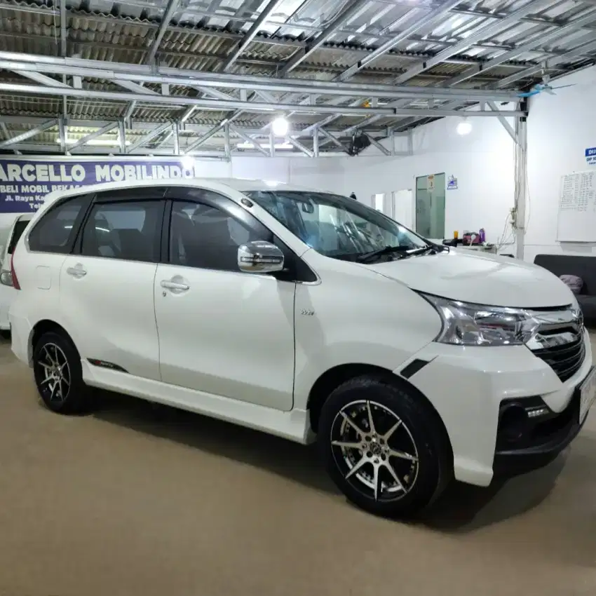 Xenia R Sporty m/t 2018 Dp 2 jt