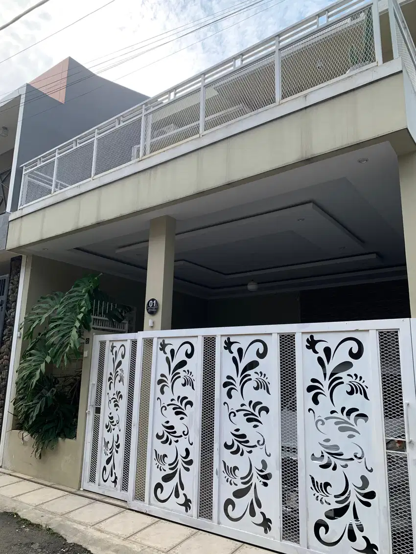 Dijual rumah mewah Harga ramah sudah SHM